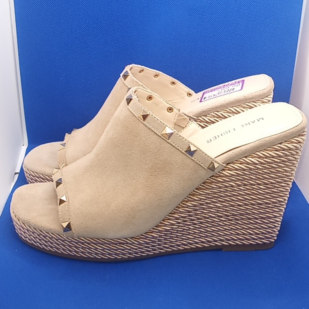 Beautiful Mark Fisher suede upper with a rope wedge